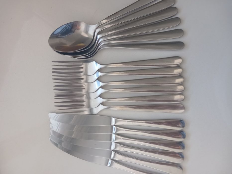 Faqueiro Inox 18 Peças - IMPECÁVEL