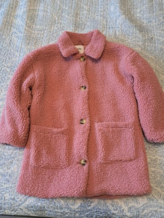 Продам пальто для девочки