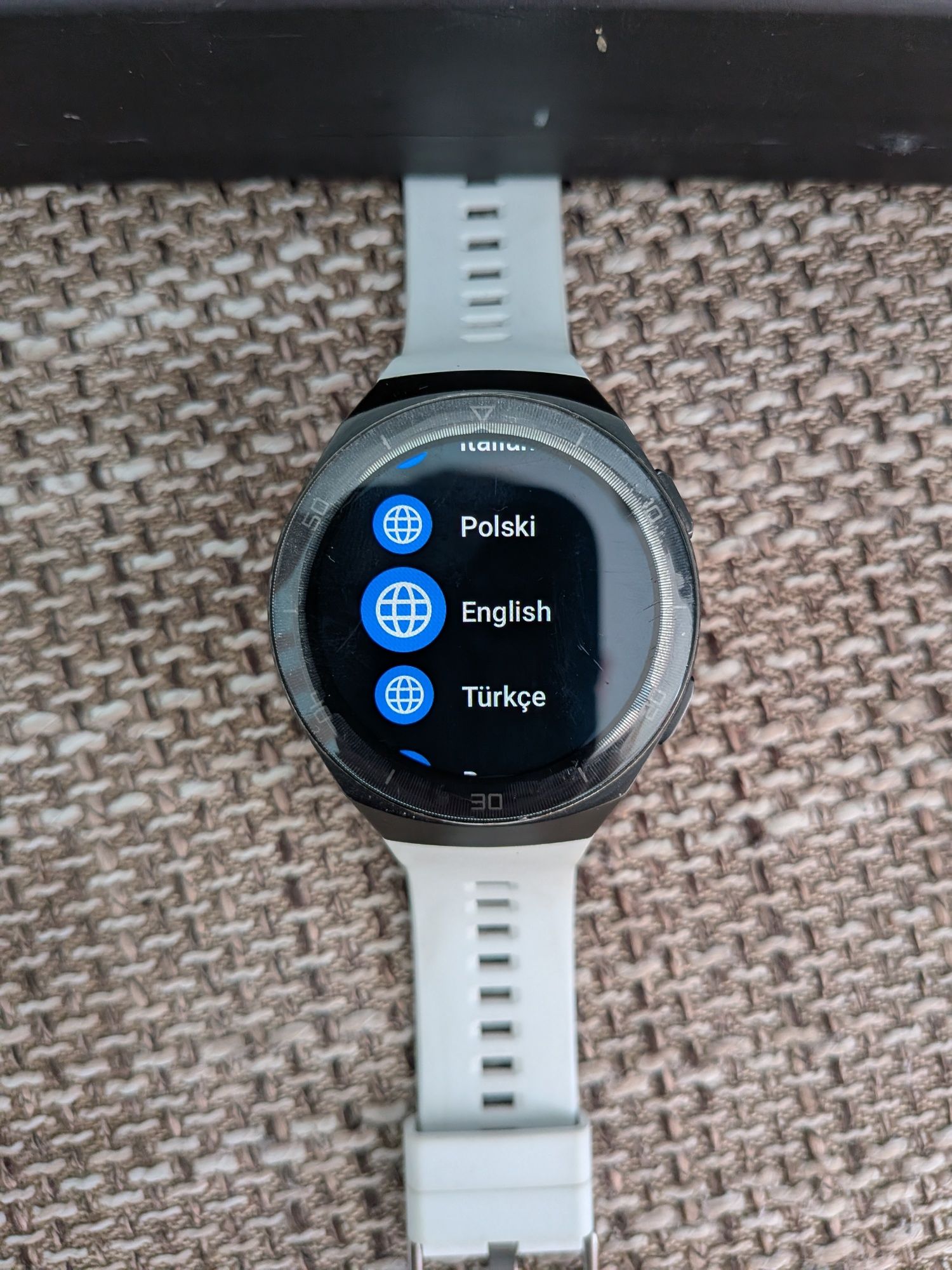 Smartwatch Huawei gt2e uszkodzony