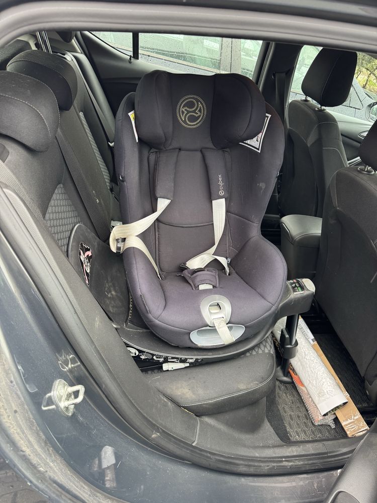 Fotelik Obrotowy Cybex Sirona Z i-Size +  Baza Cybex Cloud Z i-Size