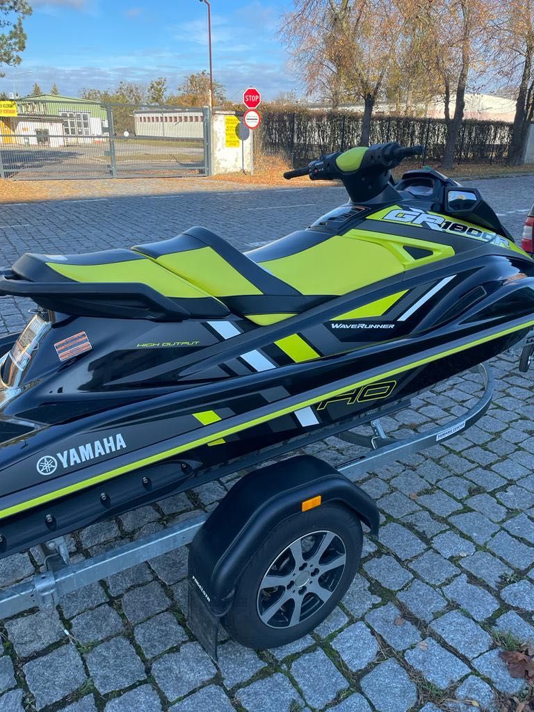 Yamaha GP1800R-21r 34h stan idealny.przyczepka