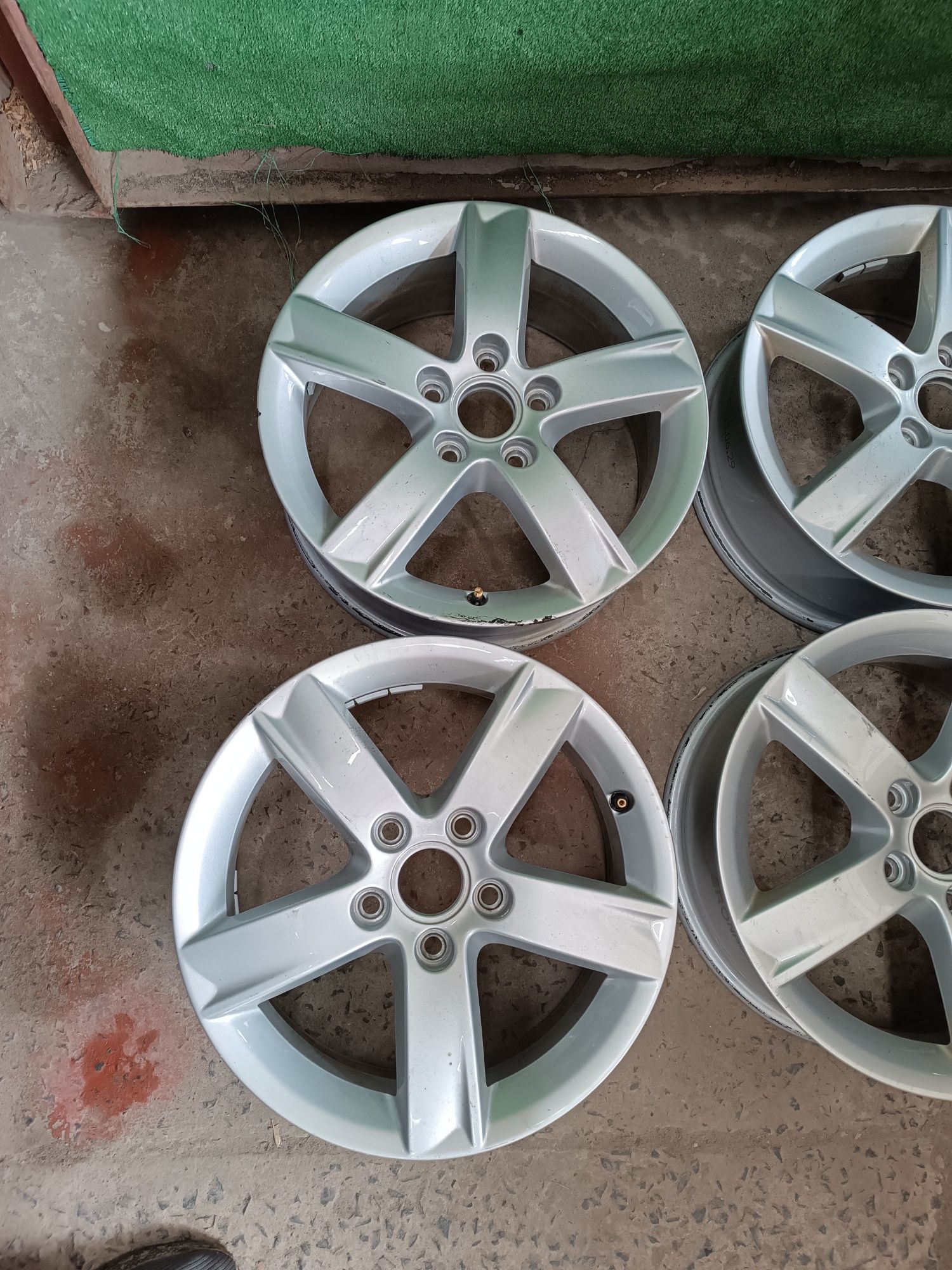 Диски Volkswagen Touran, Jetta 5/112/16 et50 6j