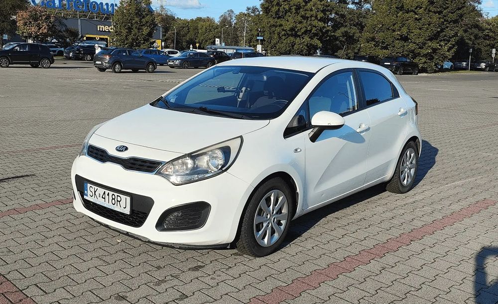 Kia Rio Kia Rio III (2014) Samochód osobowy 1.2L gaz