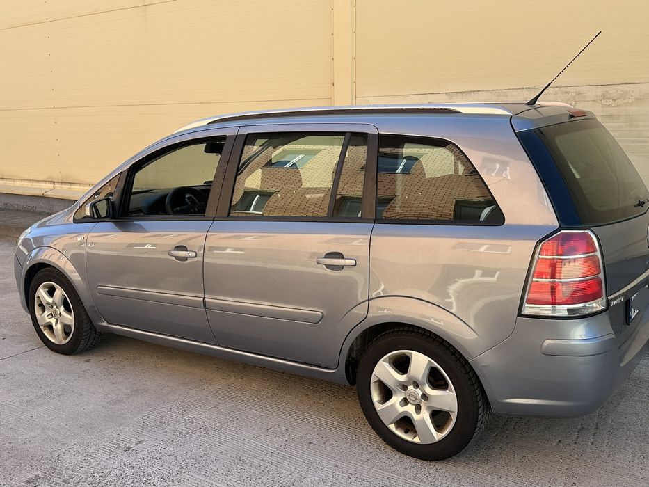 Свіжопригнана Зефіра Б 7місць не розмитнена