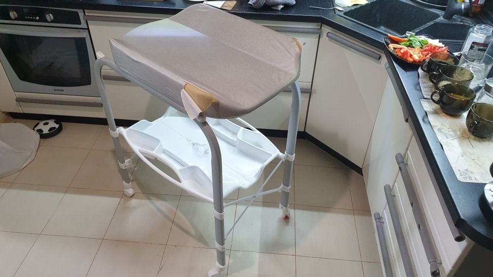 Продам пеленальний столик з ванночкою CAM CAMBIO