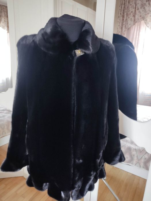 Норковий полушубок