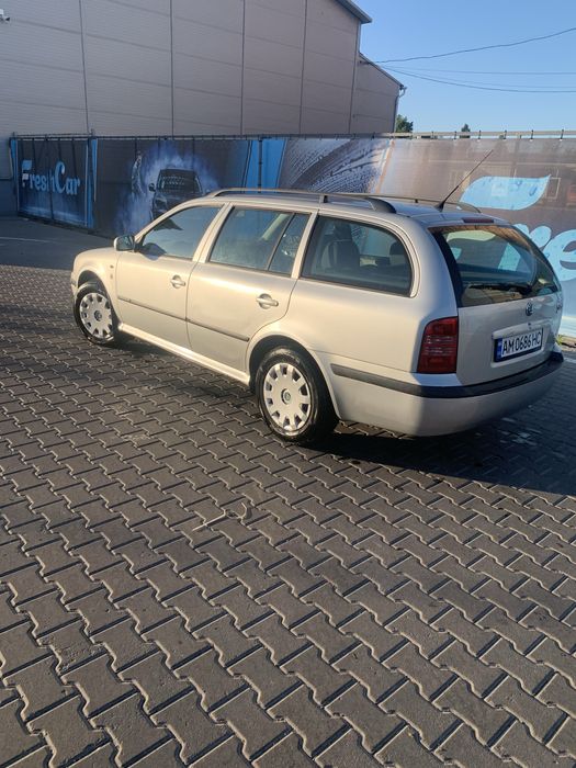 Продам шкоду октавию