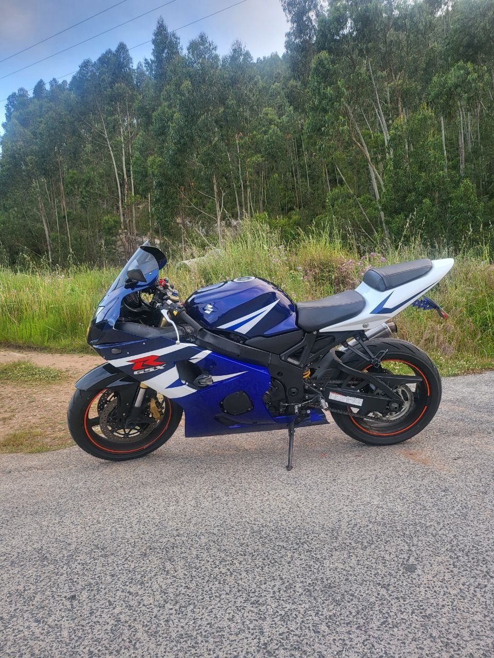 Suzuki gsxr 600  k 4