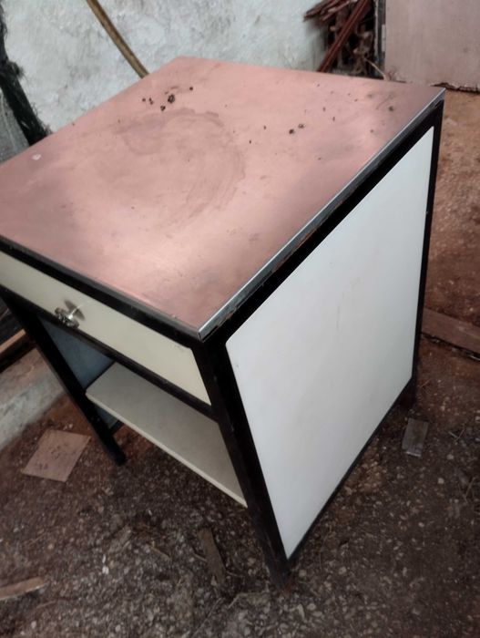 Mesa de apoio inox