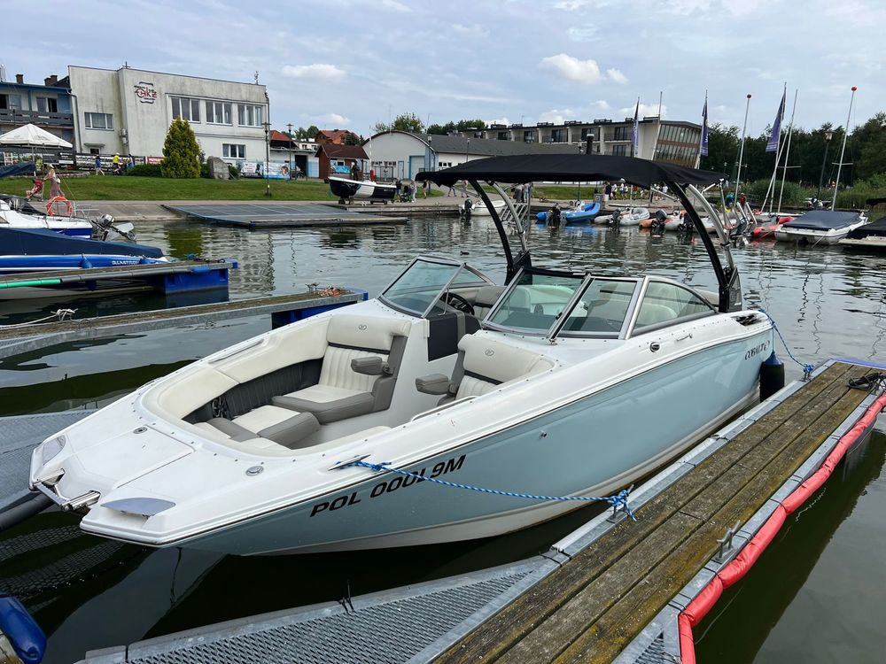 Cobalt 24SD Łódź motorowa