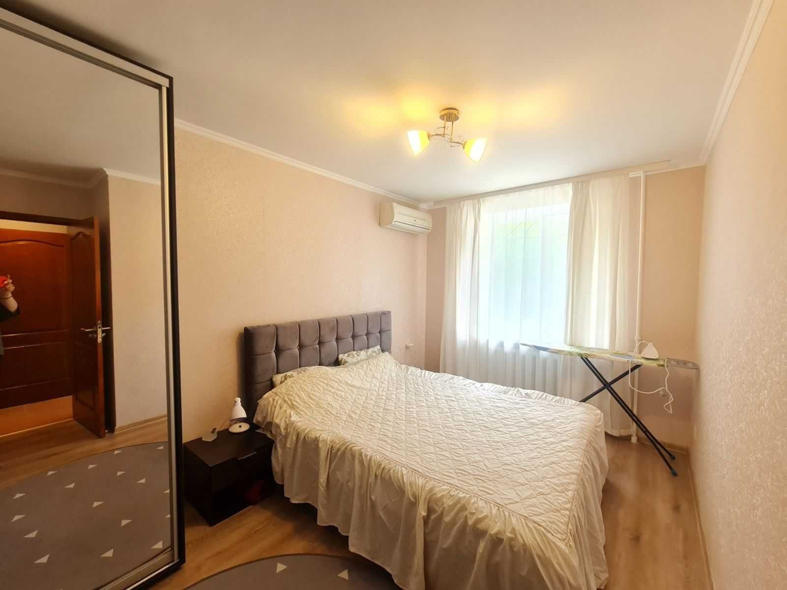 Продам уютную 2х комн. возле моря с ремонтом и мебелью.