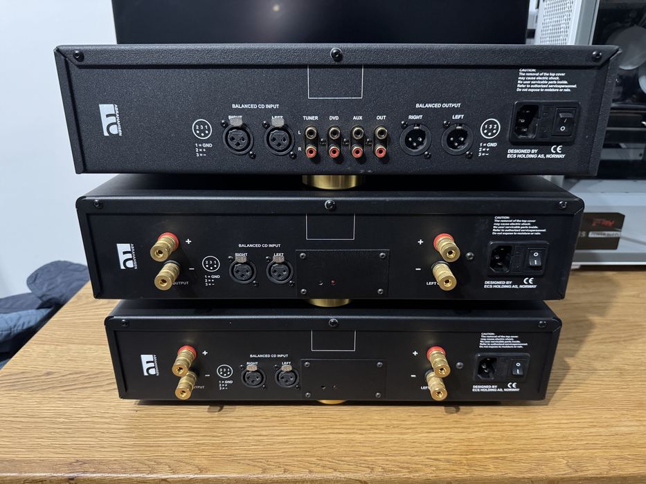 Abrahamsen Przedwzmacniacz v3.0 Up + dwie końcówki v4.0 Up. Pilot BDB