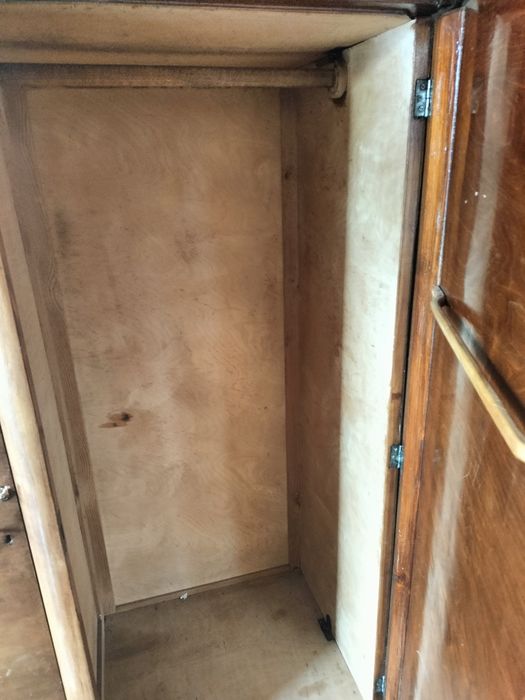 Шафа антикварна, реставрована, в гарному стані