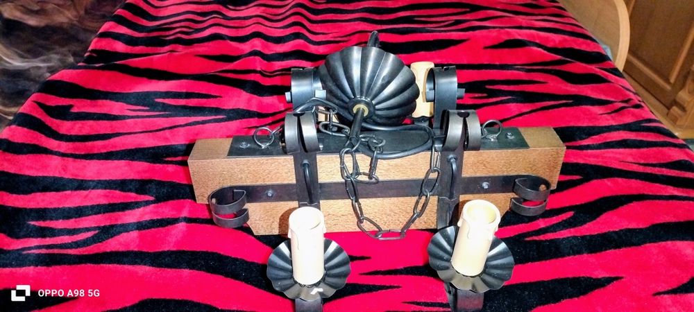 Żyrandol w pełni sprawny jak nowy