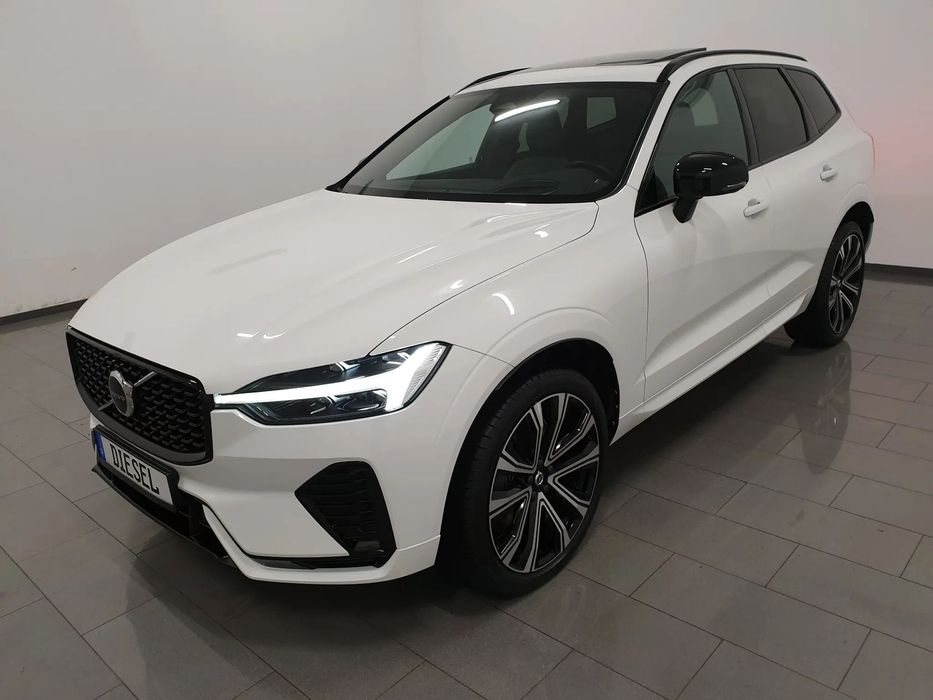 Volvo XC 60 FV23% 197KM AWD 4X4 R-DESIGN ACC Matrix LED Navi Kamera Panorama Gwar.
