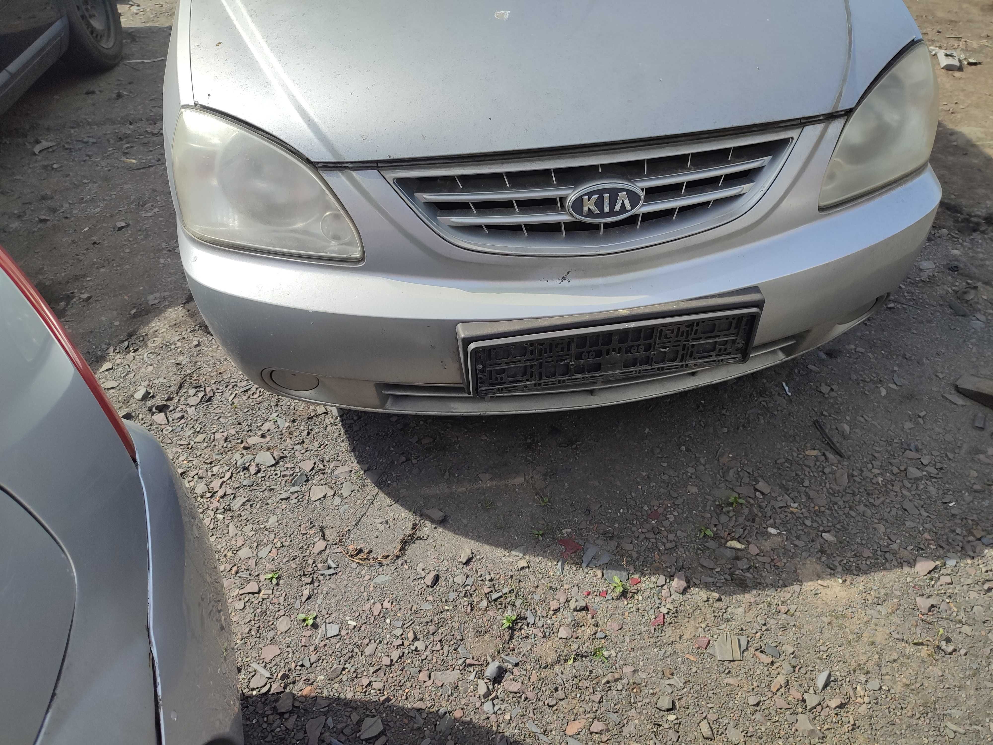 Kia Carens II zderzak przedni FV transport/dostawa