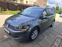 Volkswagen  Touran 1.6 tdi dsg stan bdb