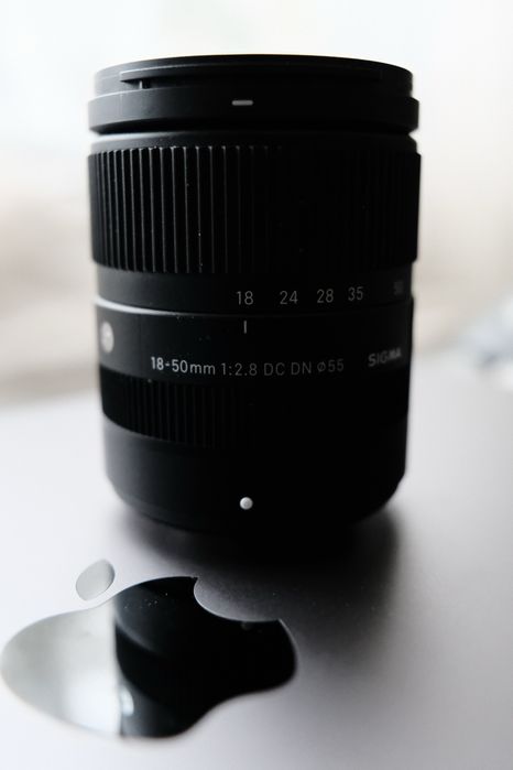 Sigma 18-50 f2.8 X-Mount (Fuji)