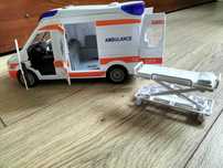 Dickie karetka ambulans nosze dźwięk światło