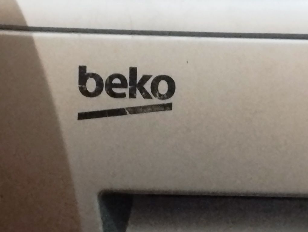 Стиральная машина Beko б/у в отличном рабочем состоянии