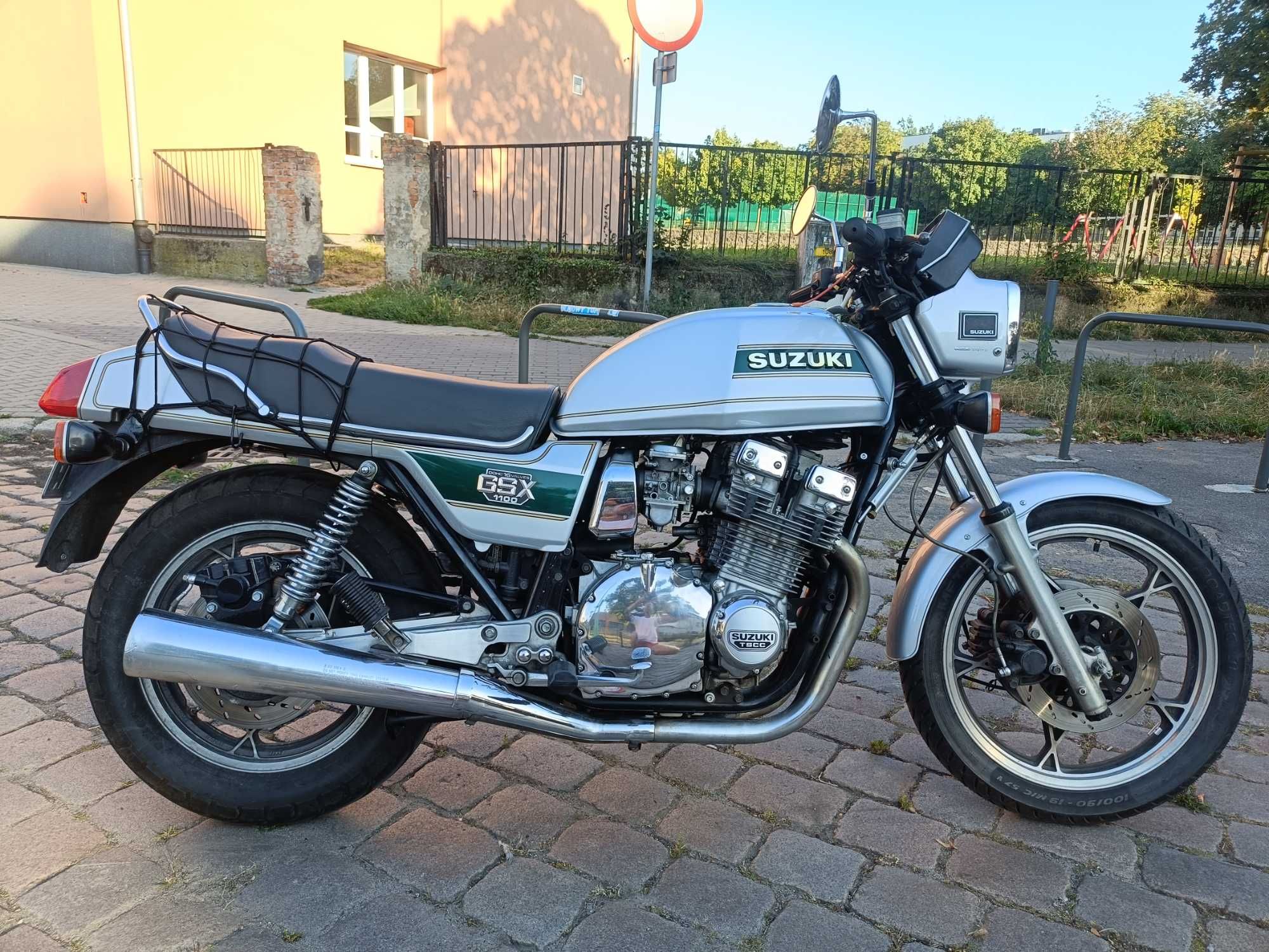 Motocykl Suzuki gsx1100