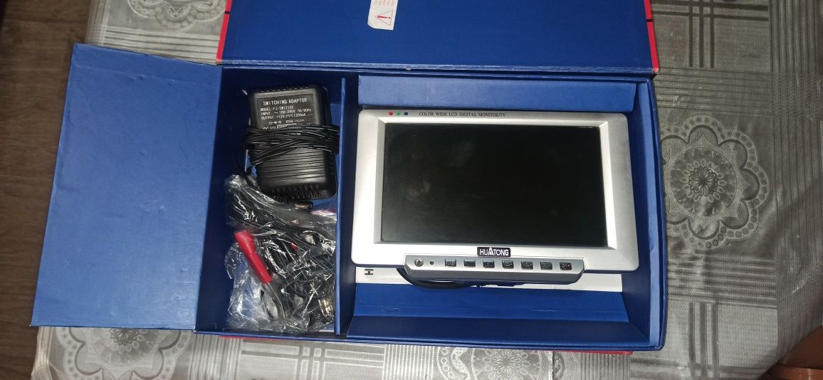 Автомобильный телевизор huatong mini tv ht-700