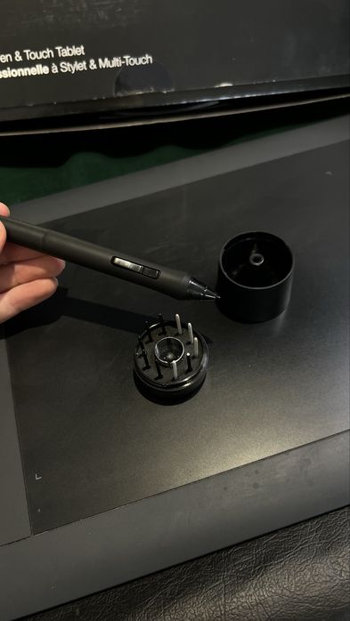 Продам графічний планшет wacom intuos PRO M