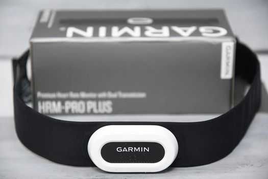 Pas tętna HRM pro plus - nowa bateria, gwarancja Garmin