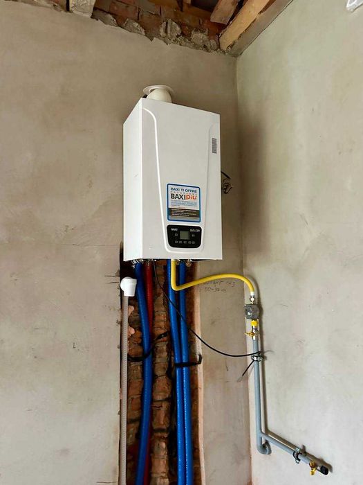 Продам сучасний будинок на ділянці 7 сот