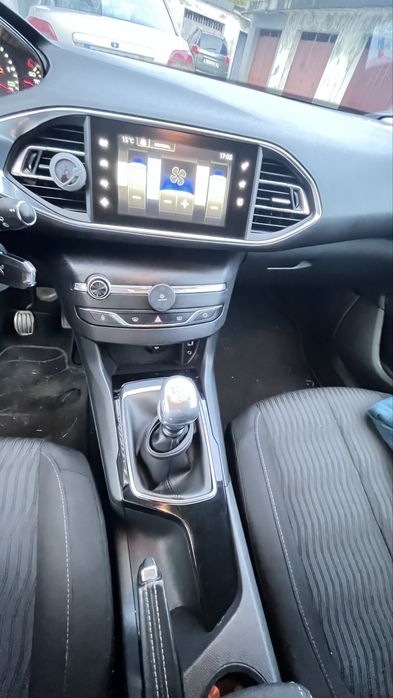 Vendo peugeot 308 allure em muito bom estado