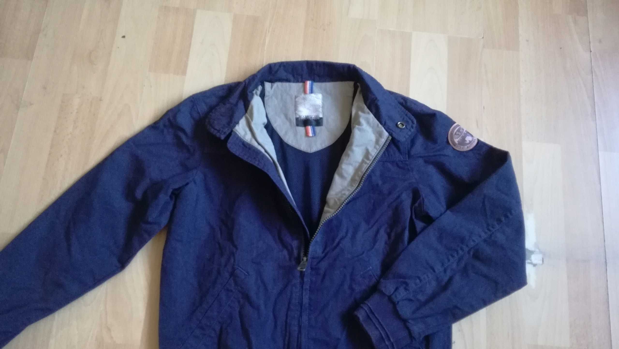 Dziecięca kurtka przejściowa NAPAPIJRI r.152 stan bardzo dobry