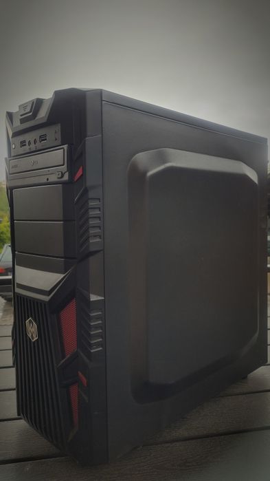 Obudowa pc z nagrywarką LG