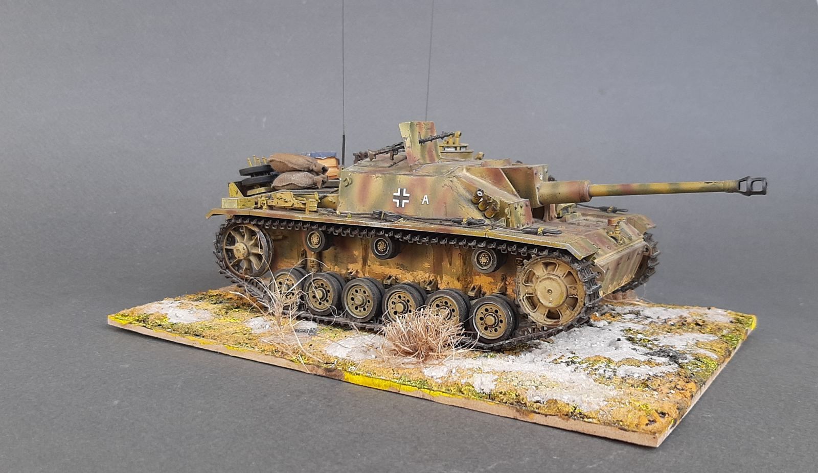 Сборная модель танка StuG 3   1/35