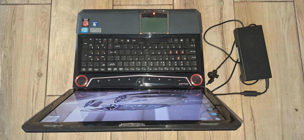 Laptop gemingowy MSI GT683 i5 /Nvidia Gtx / SSD+HDD/8 Gb