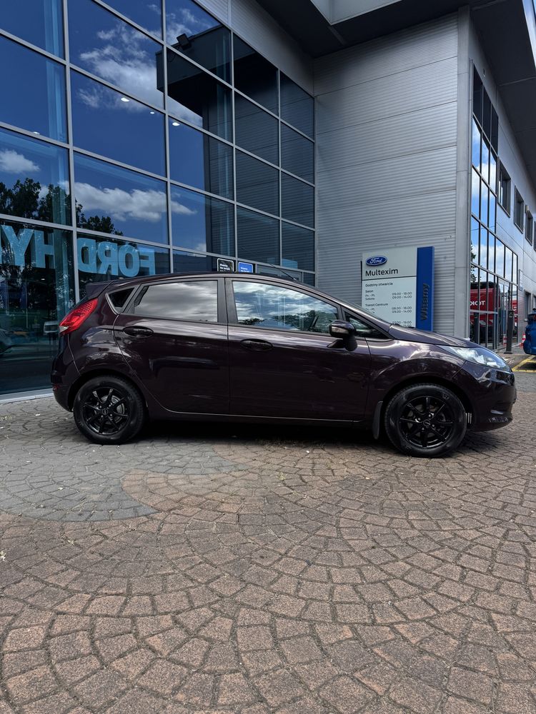 Ford Fiesta mk7 2011 rok rezerwacja