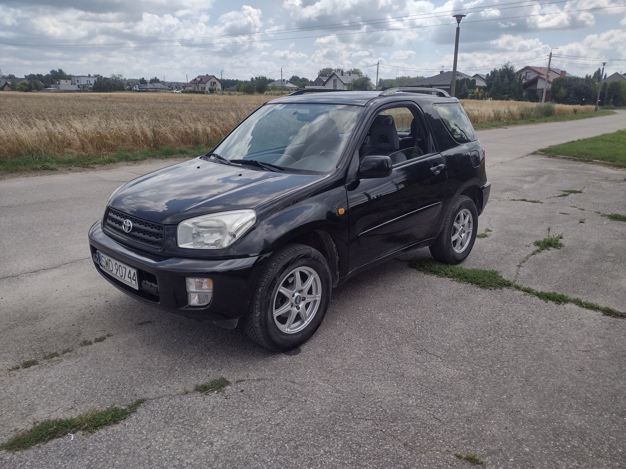 Toyota RAV4 1.8 125KM 3drzwi