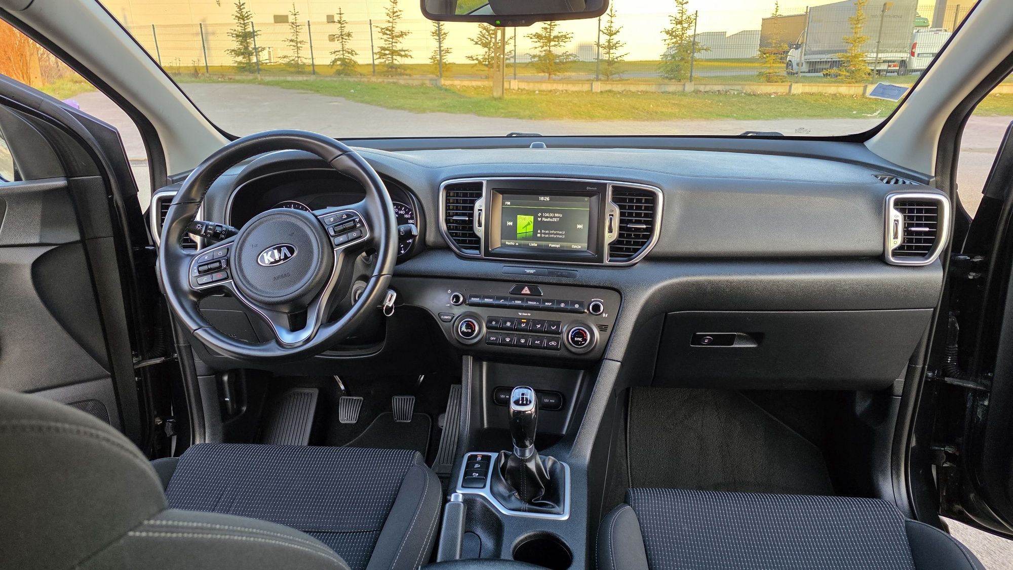 Kia sportage rok 2016 silnik 1.7 diesel ładna zamiana