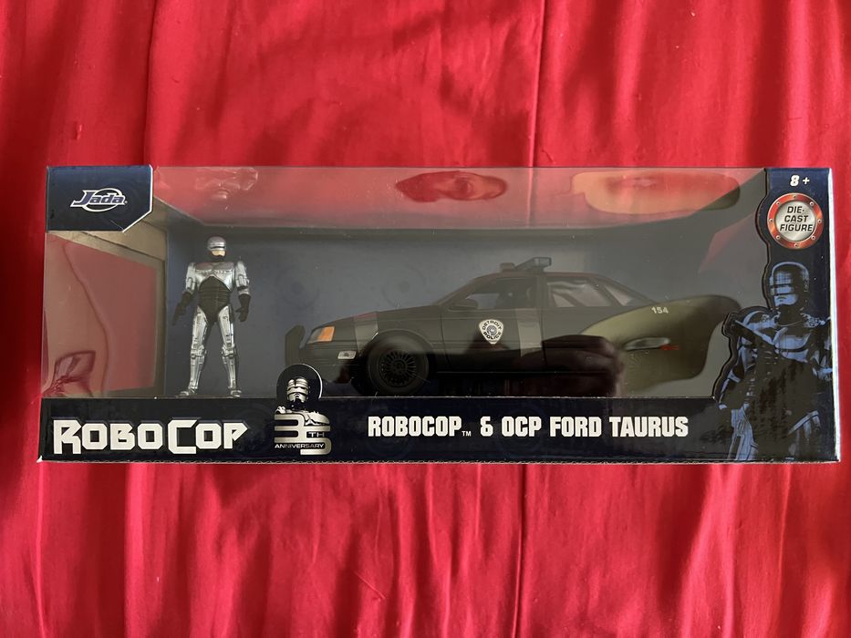 Robocop - Veículo Ford Tarus 1:24