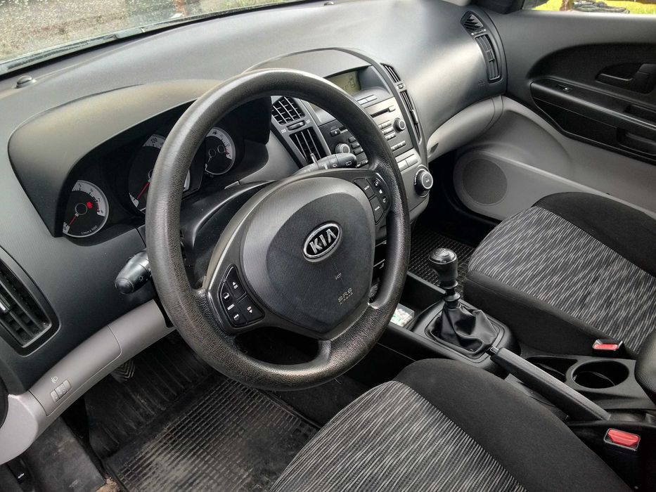 kia ceed kombi 2009rok