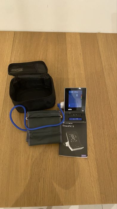 Ciśnieniomierz Braun ExactFit 3 (BUA6150)