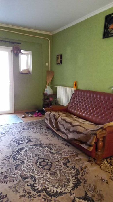 Продам дом на два входа с участком, центр село Усатово/10км от  Одессы