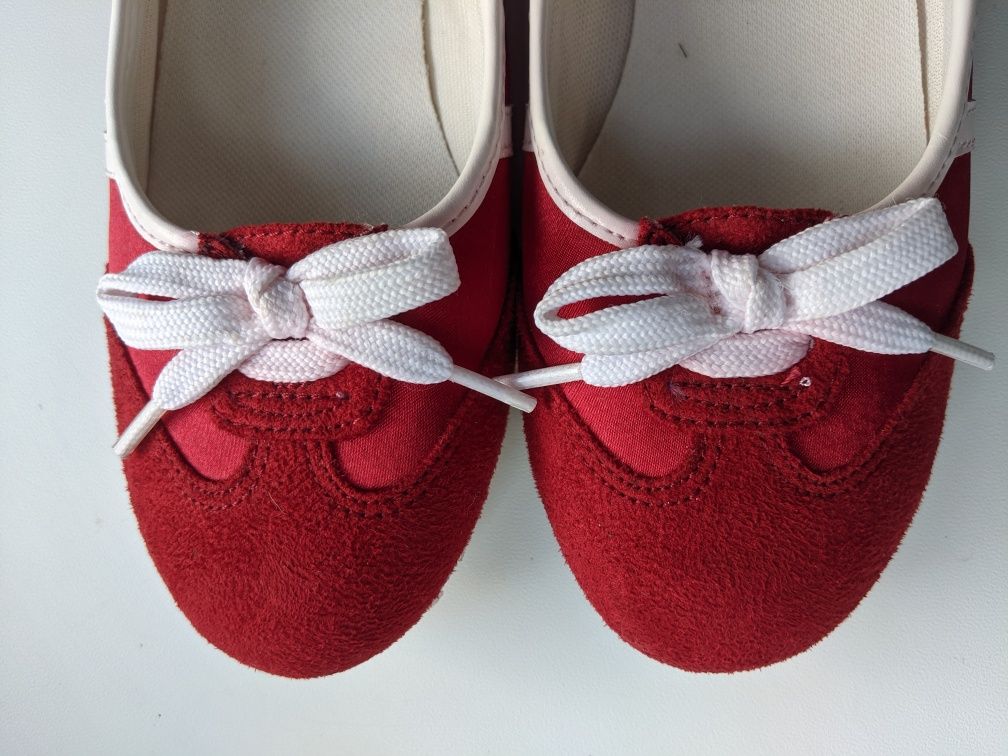 Мокасини туфлі червоні нові 33 розмір