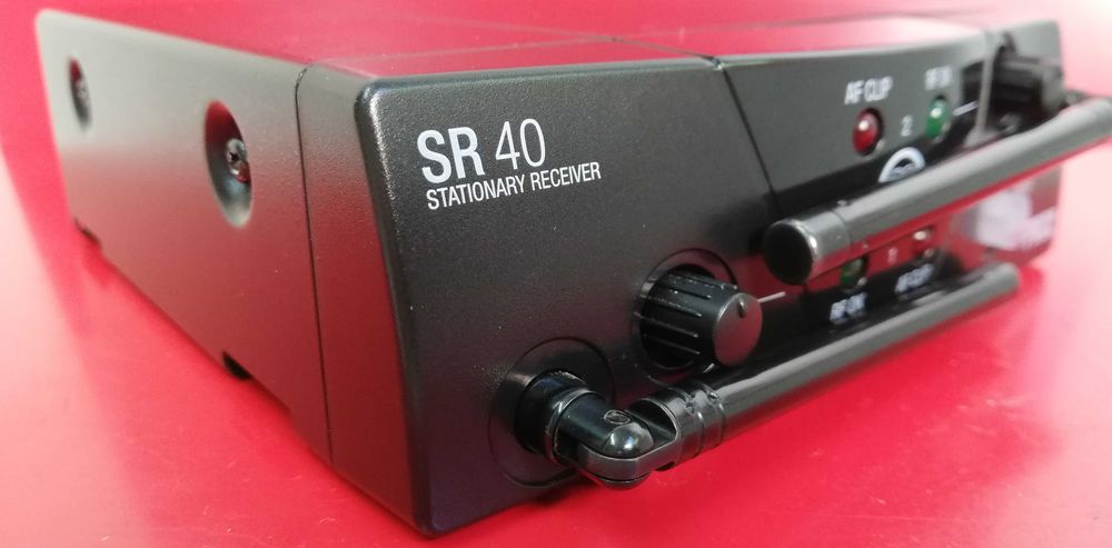 Ресивер AKG SR 40 Mini MiniPRO база 2 частоты 864,375 MHz 864.850 MHz