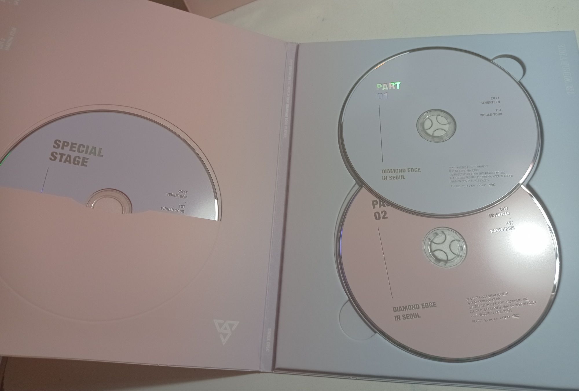 Seventeen "Diamond Egde" Concert DVD