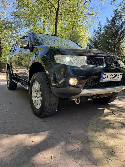 Mitsubishi Pajero Sport