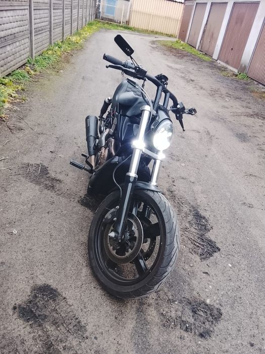 Harley Davidson v-rod