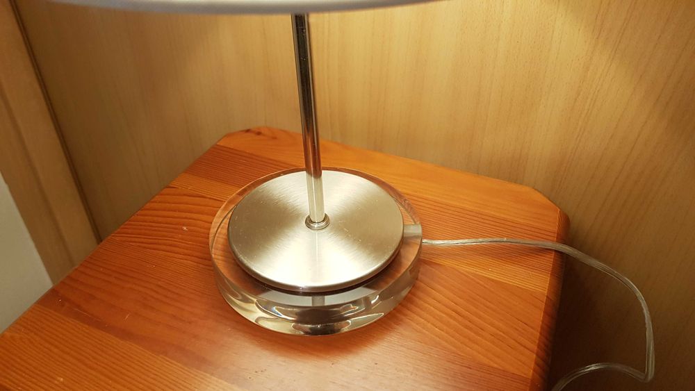 Lampa  stołowa z abażurem