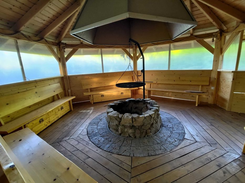 DOMEK W LESIE PANIENSKI KAWALERSKI bania, sauna, balia, na wyłączność