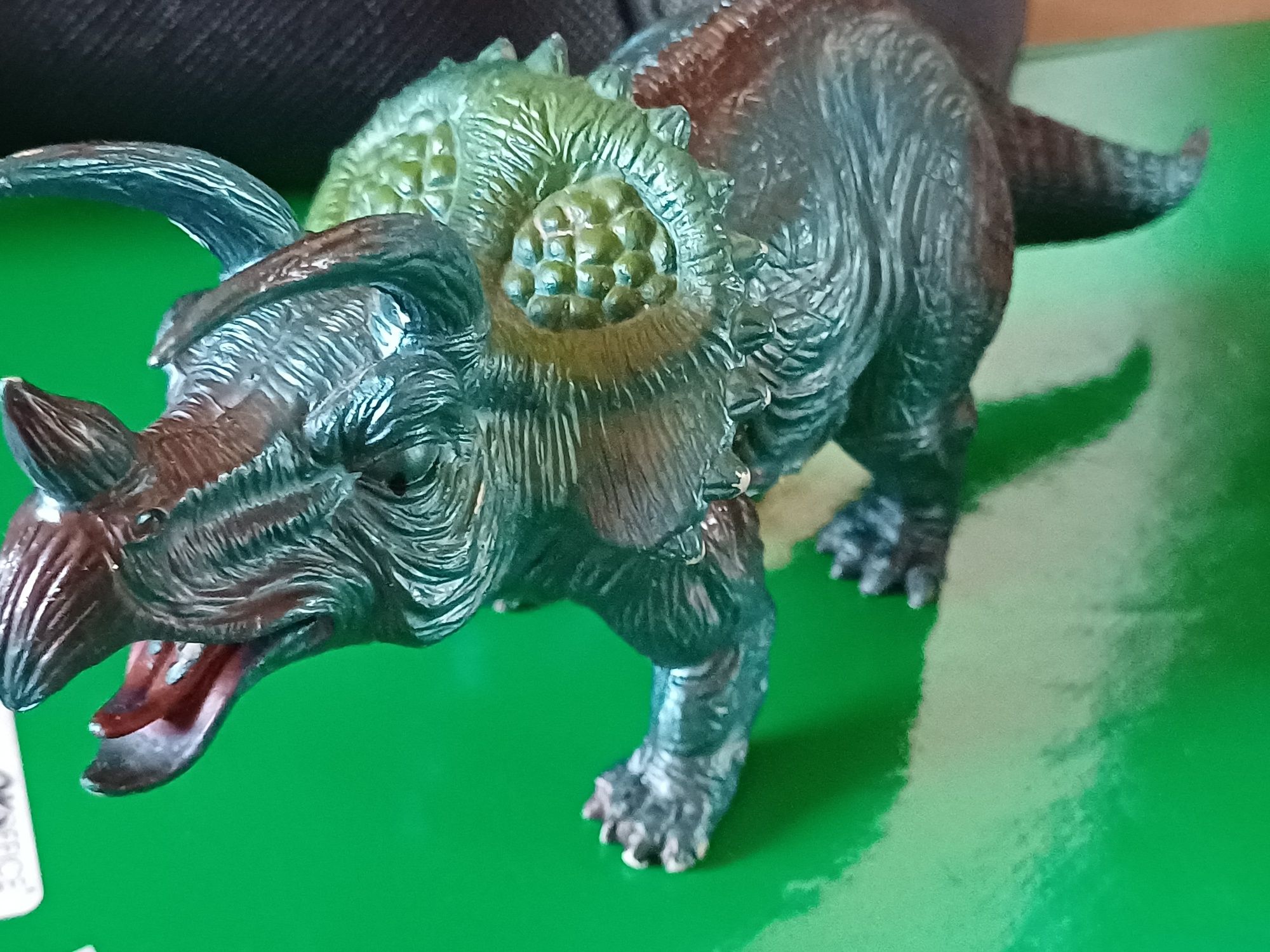 Figurka dinozaur transformers bob budowniczy za wszystko tylko 8zł