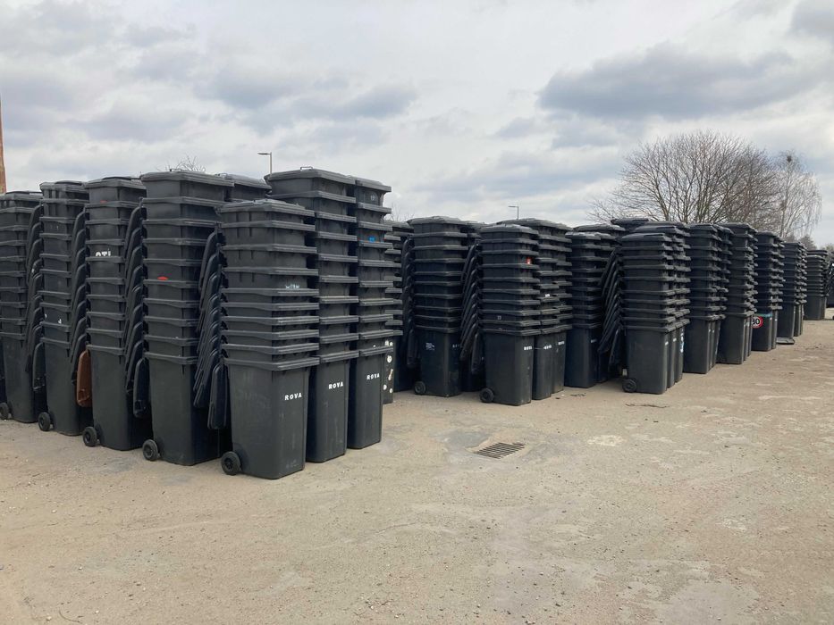 pojemnik 240 L, na odpady, na śmieci, używany